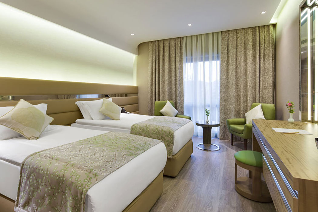 Hotel Club Grand Aqua - pokój z dwoma łóżkami