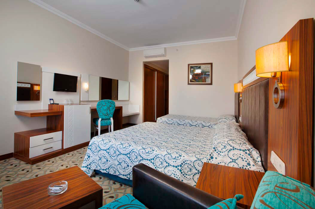 Hotel Club Side Coast - widok na pokój dla trzech osób