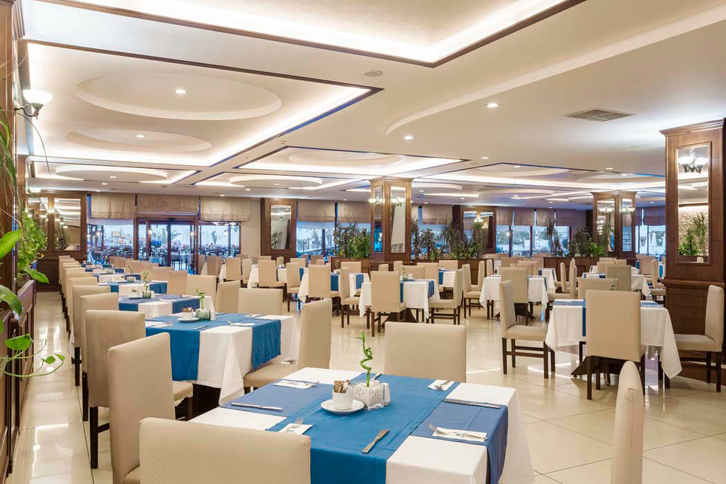 Hotel Turan Prince - restauracja główna