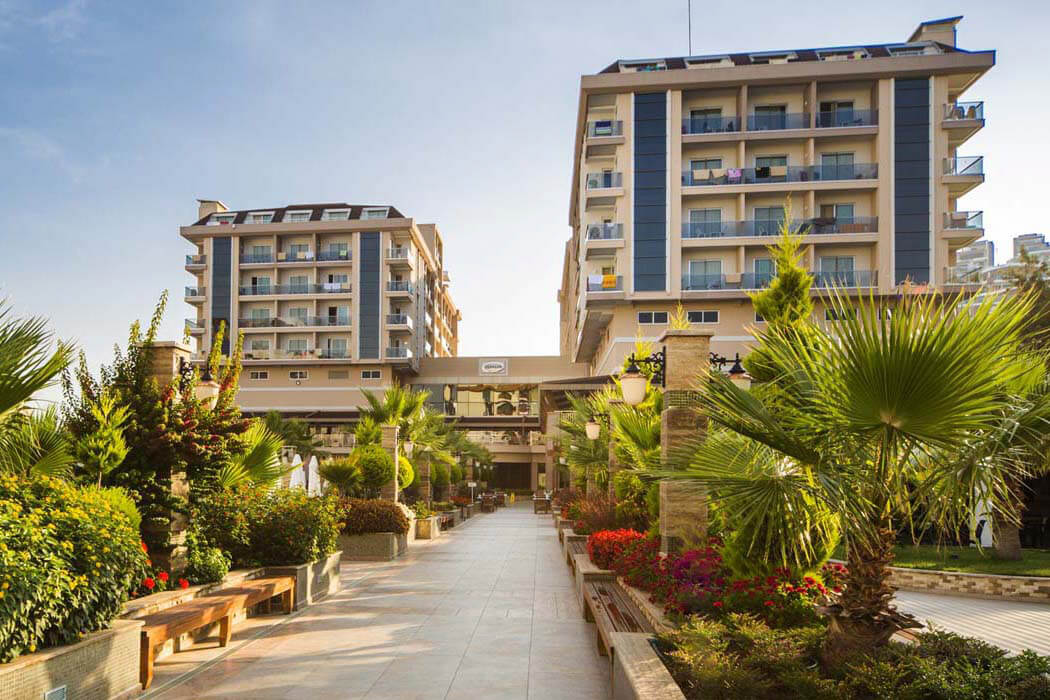 Hotel Dizalya Palm Garden - wejście główne