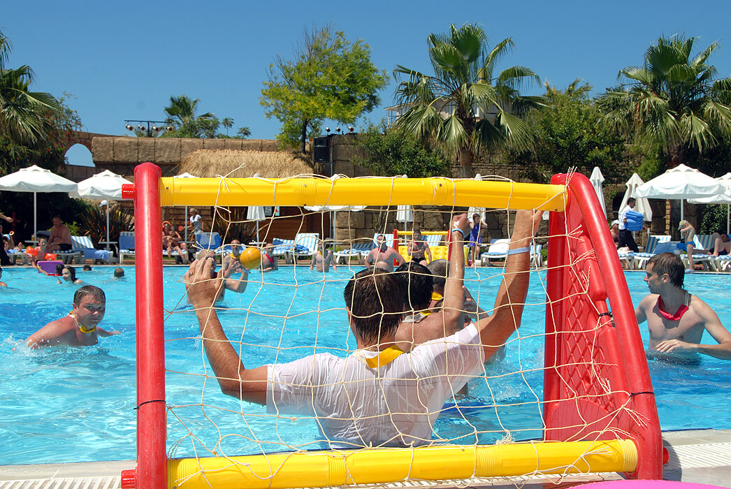 Palmeras Beach Hotel - gra w piłkę wodną