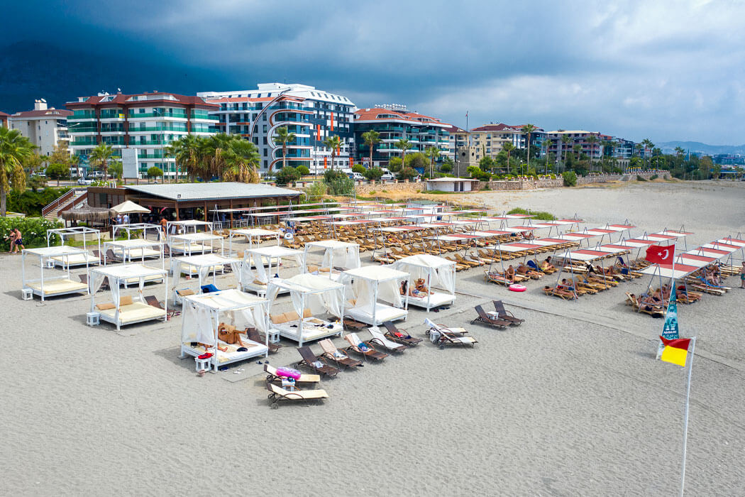 Michell Hotel Spa Beach Club Adult Only - widok na plażę