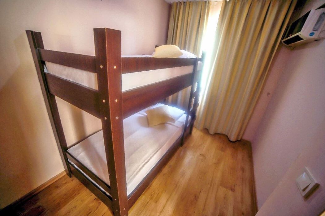 Meridia Beach Hotel - łóżko piętrowe w pokoju club 3 bedrooms