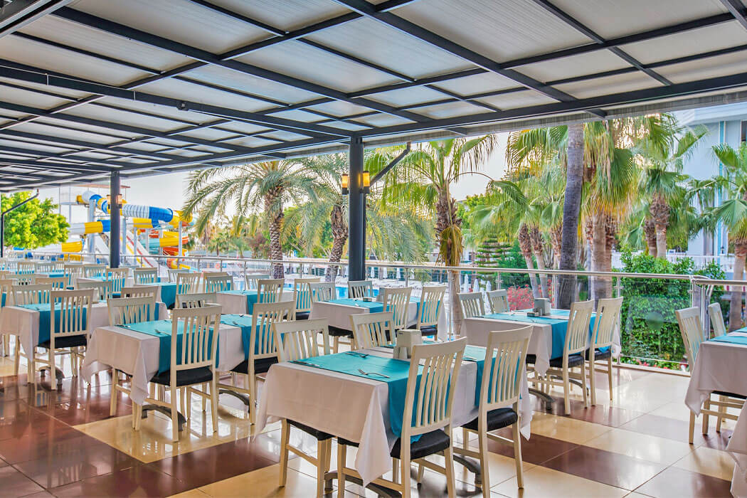 Meridia Beach Hotel - restauracja główna