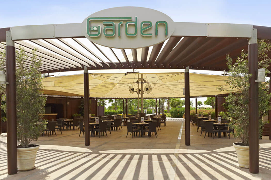 Hotel Calista Luxury Resort - restauracja The Garden
