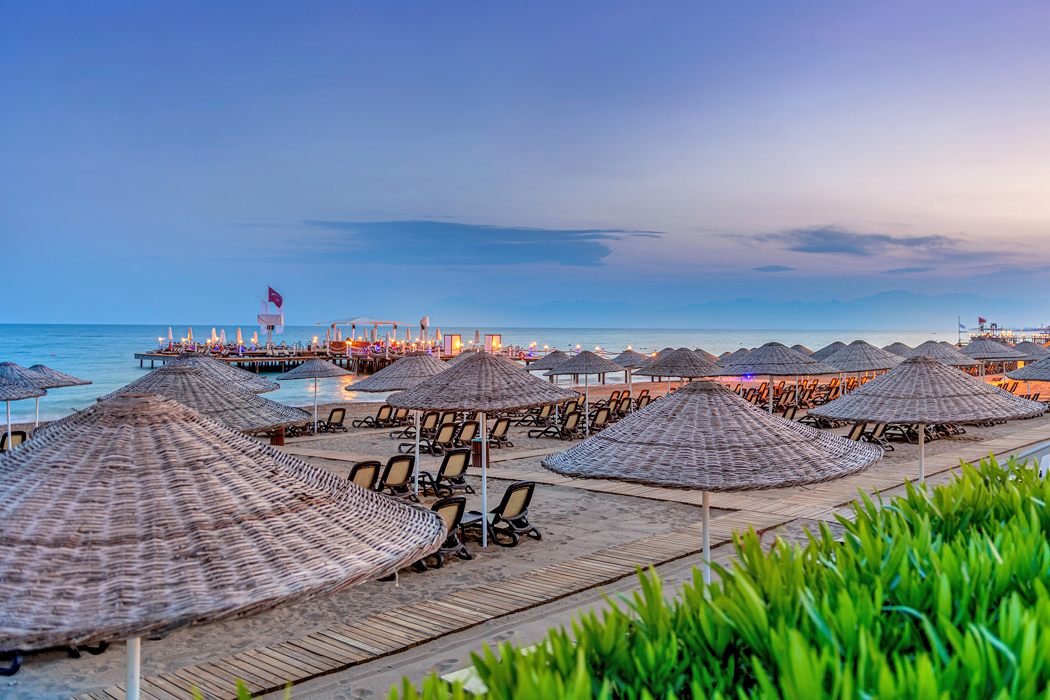 Hotel Ela Excellence Resort Belek - serwis plażowy