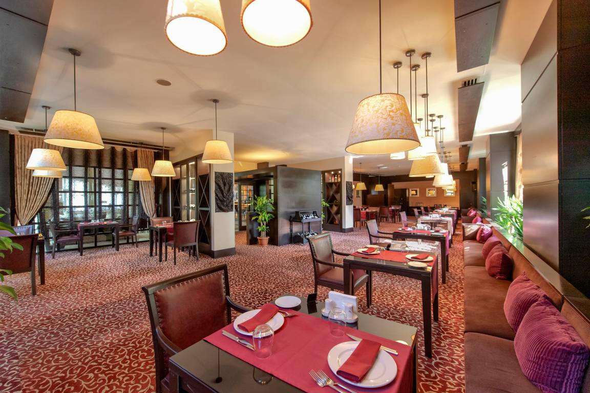 Loire Restaurante (French Couisine)