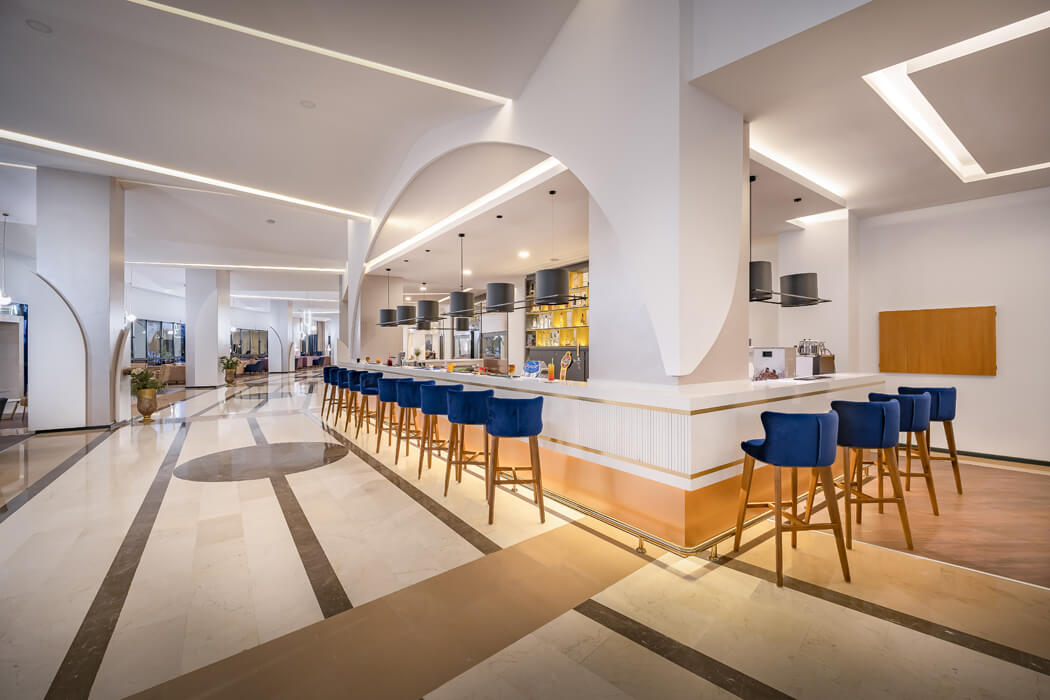 Hotel Seven Seas Gravel Select - widok na lobby bar