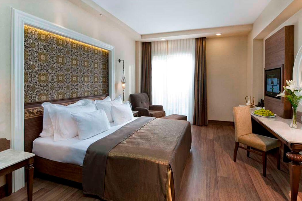 Hotel Gural Premier Tekirova - przykładowy pokój deluxe family
