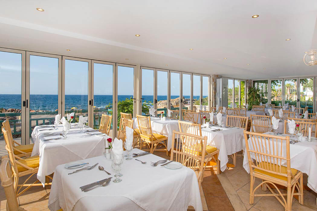 Hotel Iberostar Creta Marine - restauracja z widokiem na morze