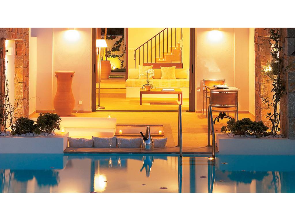 Amirandes Creta Vila With  Courtyard Sea View Private Heated Pool